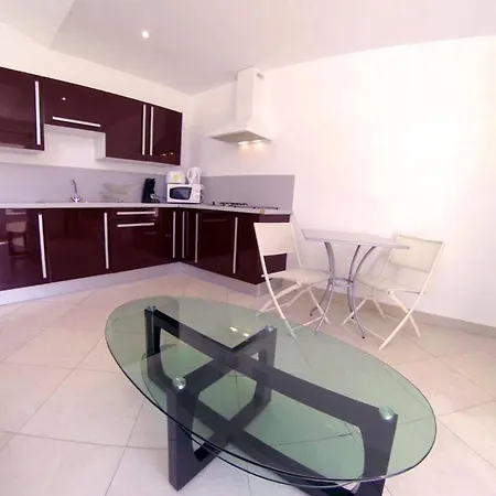 La Du Cap Aparthotel 3*