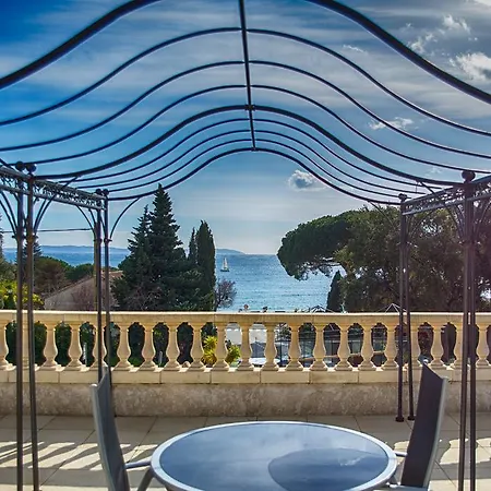 La Du Cap Aparthotel 3*
