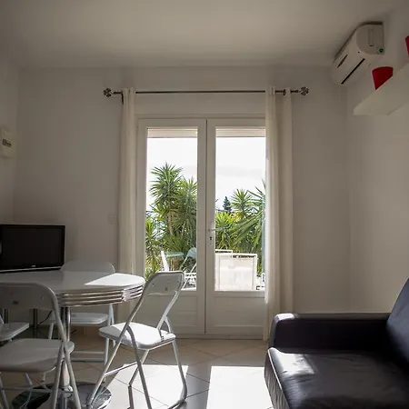 La Du Cap Hotel apartamentowy 3*