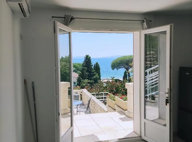 La Du Cap Lägenhetshotell 3*