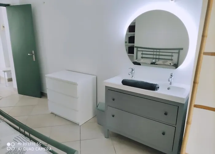 Aparthotel La Du Cap 3*